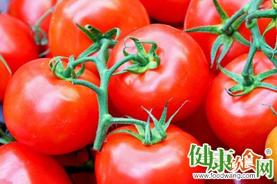 熟吃西红柿预防心脏病的效果更好