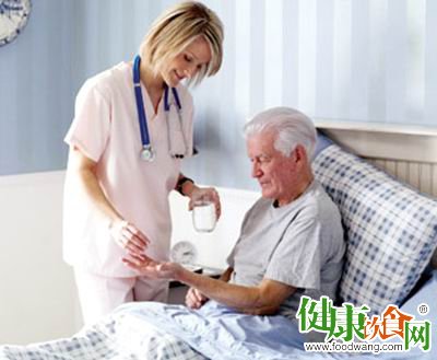 便秘怎么调理?老年朋友应对便秘的几种日常保健方法