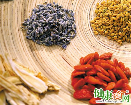 秋季养生两防一补:防秋乏防秋燥适当平补多吃粥