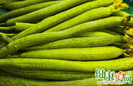 丝瓜是夏天医食两用的一种蔬菜