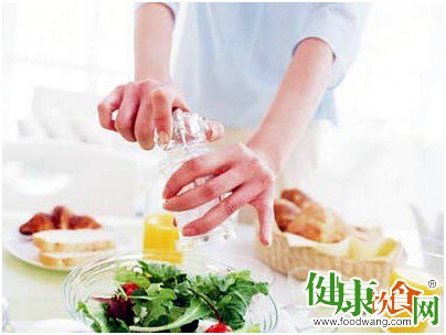 少吃多餐可以帮助糖友控糖