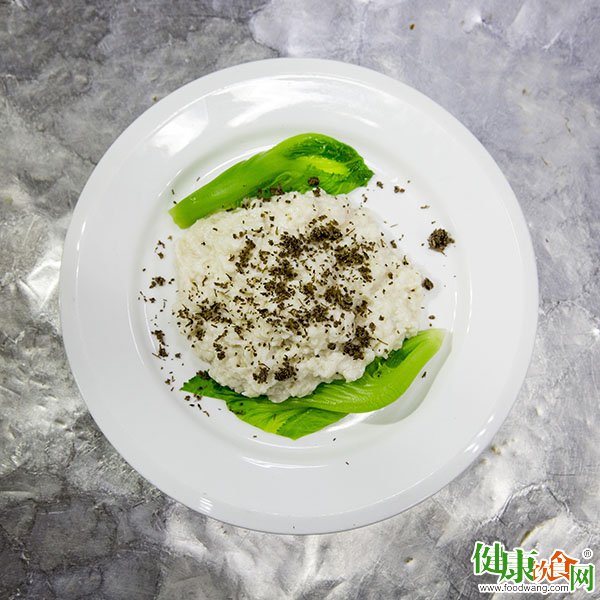 川菜中的名菜:雪花鸡淖的做法