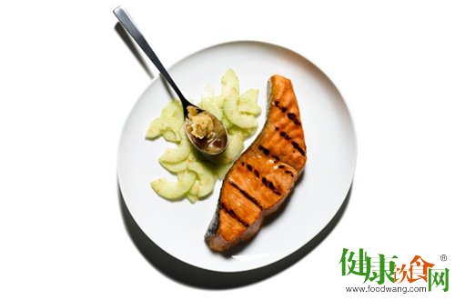 晚八点后不进食就能减肥?错!