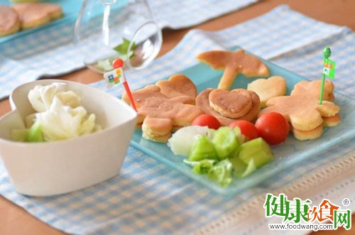 早餐不规律易诱发胆石症