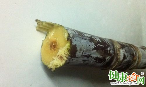 清明时节雨纷纷路边甘蔗易“变心”