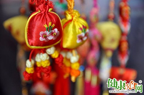 端午时节戴个香草袋不怕五虫害