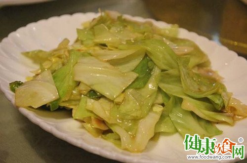 家常菜做法:教您制作脆嫩糖醋手撕包菜