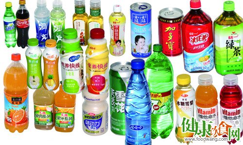 饮料喝过量惹来“冰棒脸”“轻骨头”