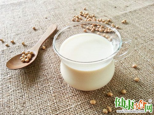 自制豆浆:大豆与水有最佳比例
