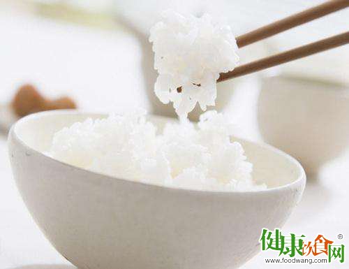 不吃米饭能减肥?控制体重的关键是能量平衡