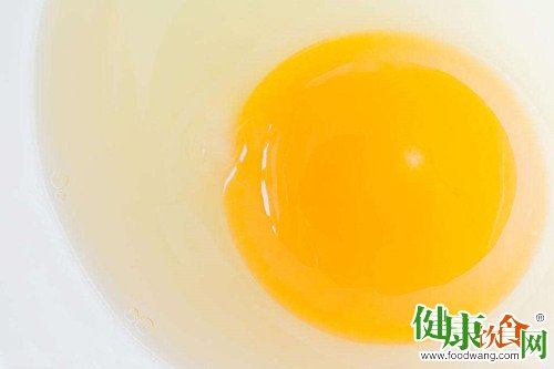 吃什么对眼睛好?鸡蛋黄是保护眼睛的“良药”