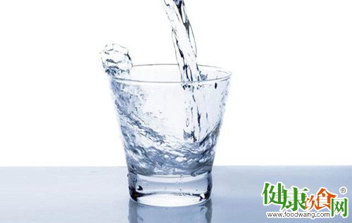 冬季给宝宝科学补水要视食物而定