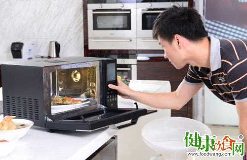 这五种食物不宜放进微波炉加热
