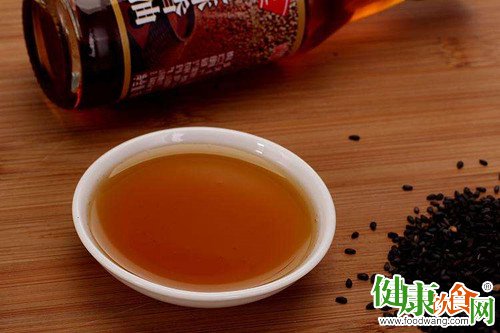 这二法可以辨别芝麻香油优劣