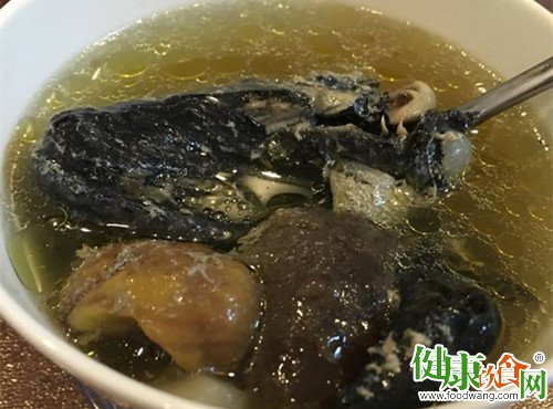 春天喝什么?春天养肝血喝点乌鸡汤