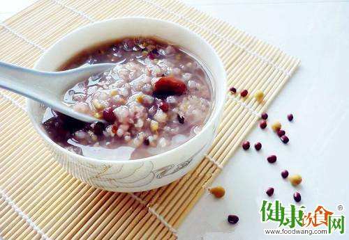 夏天出汗多、食欲差营养专家教你怎么吃